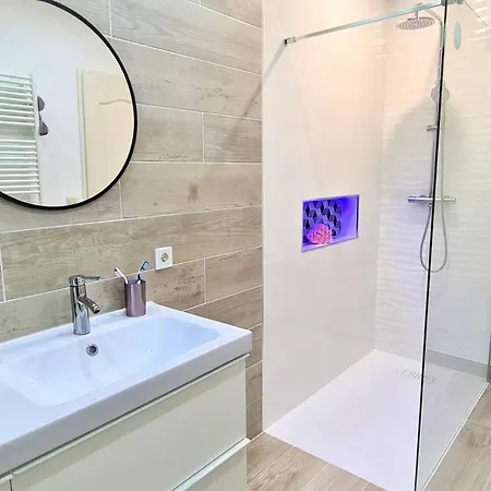 Montecarlo Luxury Home 아파트 로퀴에브륀캡마르탱
